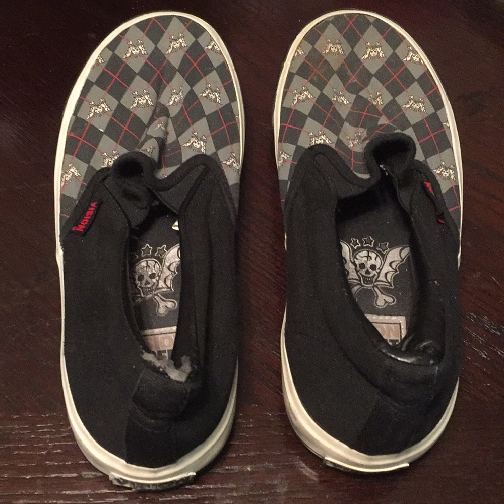 Vision Street Wear slip ons